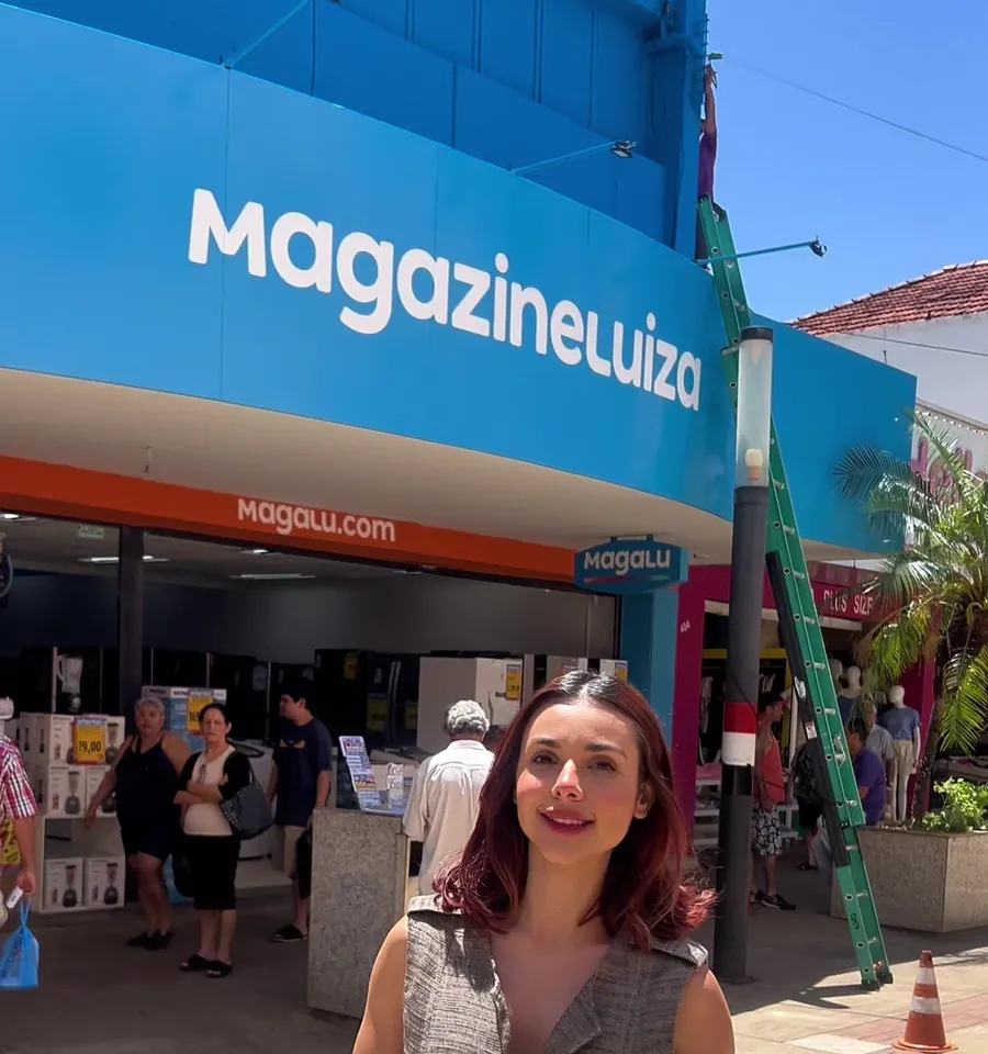 Fachada da Magazine Luiza no calçadão de Presidente Prudente, em frente à TH Joias